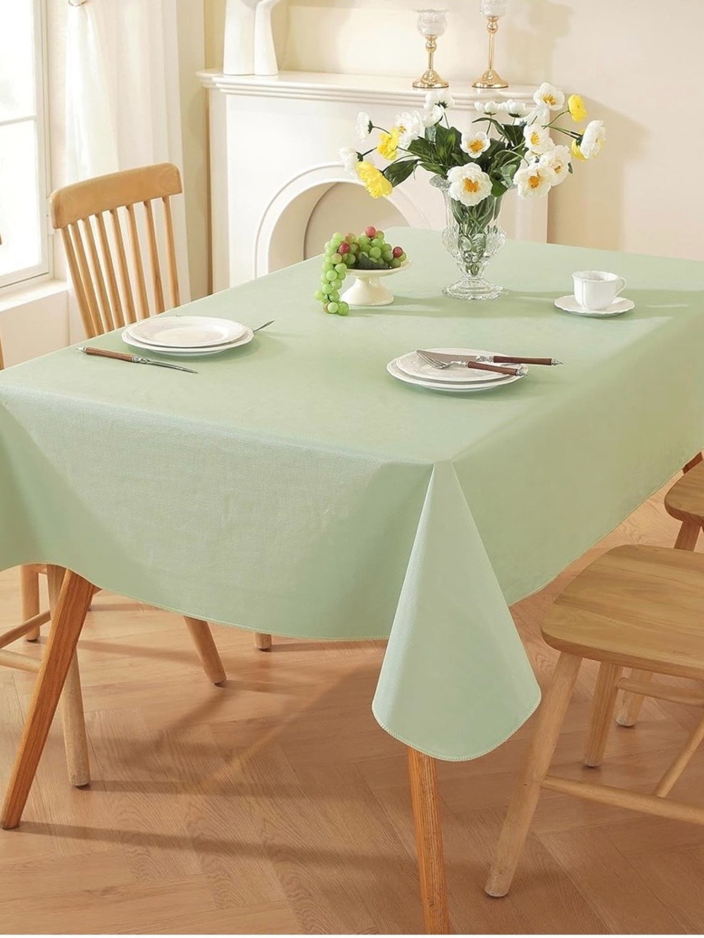 Waterproof Tablecloth in Light Green